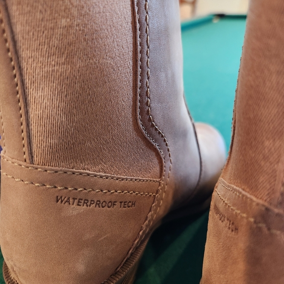 TEVA Leather Anaya Waterproof Chelsea Boot  - Picture 9 of 9